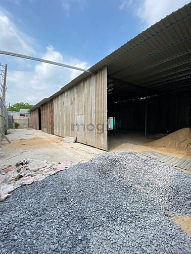 Hình ảnh Cho thue 2000m2 đất mặt tiền sát Võ Trần Chí. Container vào thoải mái