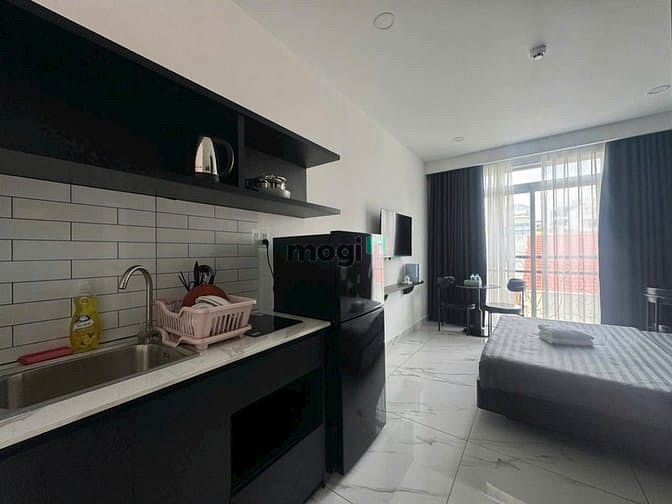 Hình ảnh Thuê ngay studio Ban công 35m2 tại Nguyễn Văn Đậu gần chợ Bà Chiểu