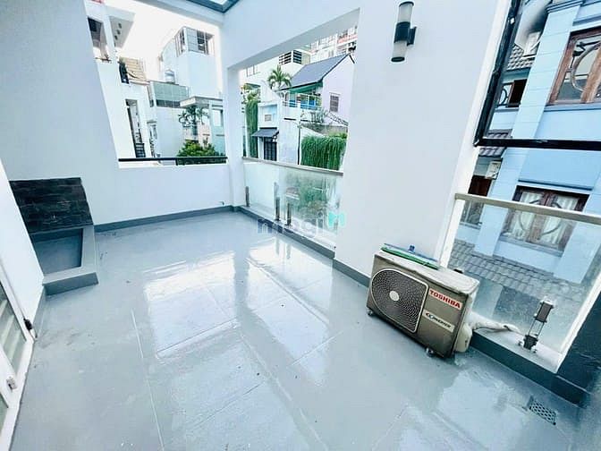 Hình ảnh Cho thuê nhà mới đẹp 666C Đường 3/2, Phường 14, Quận 10.