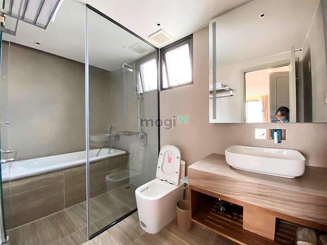 Hình ảnh Cho thuê phòng có ban công, tách bếp, full nội thất hiện đại Tân Bình