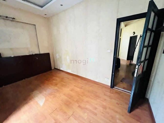 Hình ảnh Bán Đất Phố Khương Đình,DT 160m2,Mặt Tiền 8.5m,Ô Tô Đỗ Cỗng Giá 26.5T
