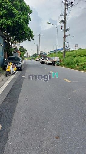 Hình ảnh Phố Ngọc Thụy bán đất 40m2, mt4m, sổ vuông đẹp, gần trường Việt Pháp
