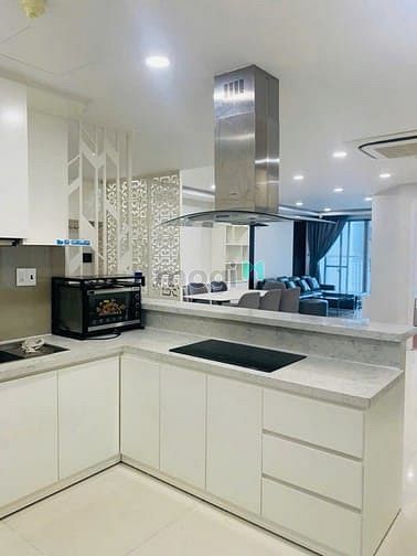 Hình ảnh Scenic Valley - 3 PN cho thuê, giá chỉ 1.300$/tháng