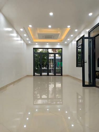 Hình ảnh Chính Chủ Cho thuê Biệt Thự Mễ trì - Nam từ Liêm - Dt 120m2 x 4 tầng.