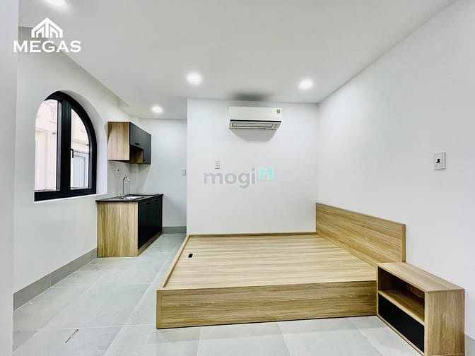 Hình ảnh Mb6623 nạp rút nhanh chóng Studio View Kính _ Cạnh Phạm Văn Đồng