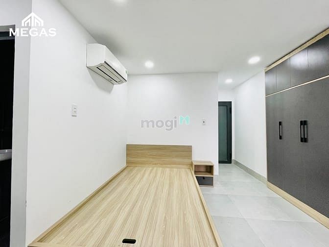 Hình ảnh Mb6623 nạp rút nhanh chóng Studio View Kính _ Cạnh Phạm Văn Đồng