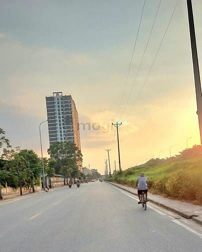 Hình ảnh Bán đất phố Đức Giang 70m2, giá h.iếm 6.7tỷ, ô tô 7 chỗ đỗ cổng, thông