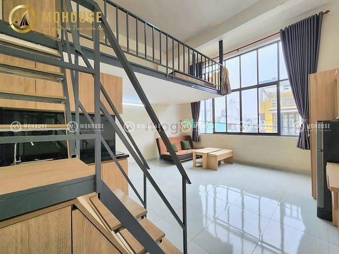 Hình ảnh Duplex cửa sổ lớn siêu rộng thoáng mát