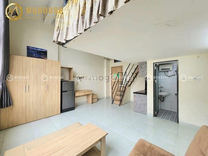 Hình ảnh Duplex cửa sổ lớn siêu rộng thoáng mát