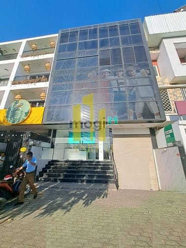 Hình ảnh Toà Văn Phòng Hầm 4 Lầu Sàn Trống Giá 85 Triệu