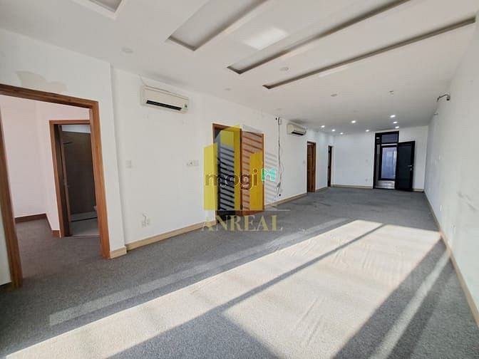 Hình ảnh Toà Văn Phòng Hầm 4 Lầu Sàn Trống Giá 85 Triệu