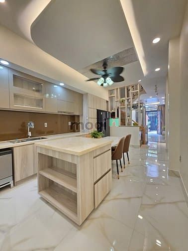 Hình ảnh HXH Lê Văn Sỹ Nhà Mới Thang Máy Tặng Full Nội Thất.