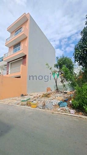 Hình ảnh Hóc Môn, Bán lô đất Mặt Tiền Tô Ký 6 DT 5X21m 102M2