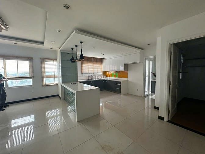 Hình ảnh Bán Trang Chủ MB66.COM / Đăng Ký Tặng 66K Duplex chung cư Cộng Hoà Plaza, có Sổ,155m2 3PN-3WC, gần SB