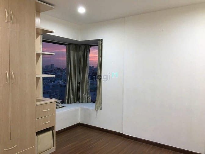 Hình ảnh Bán gấp Trang Chủ MB66.COM / Đăng Ký Tặng 66K Res 11, quận 11, có Sổ, căn góc 73m2 2PN-2WC, view đẹp