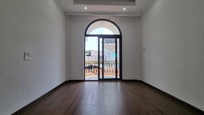 Hình ảnh Bán nhanh nhà MP Phúc Xá, giá 18.5 tỷ, hơn 37m2x5T, KD tốt
