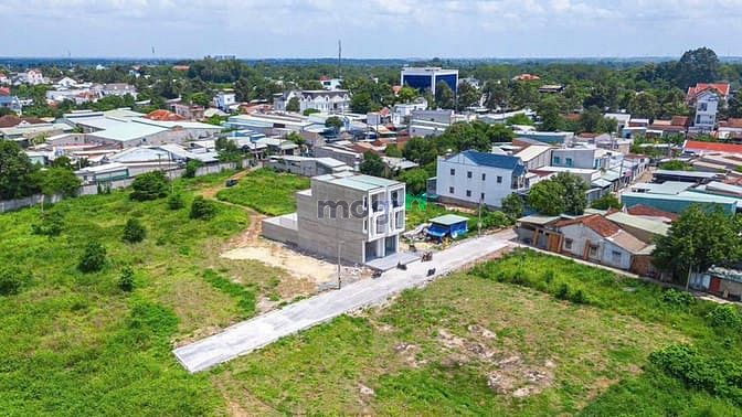 Hình ảnh Bán Gấp Lô Đất Mặt Tiền Thủ Dầu Một - Đất Đẹp - Tiềm Năng Sinh Lời Cao