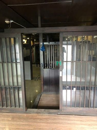 Hình ảnh Bán nhà phố MT Lê Thánh Tôn, TRUNG TÂM Quận 1 – 74m2 – 4 tầng chỉ 85 t