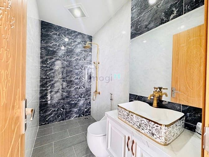 Hình ảnh Nhà Phố KDC Anh Tuấn Green Riverside -Có Thang máy -Bảo vệ - Công viên