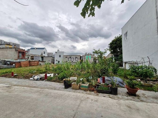 Hình ảnh Bán Đất Lớn 455.6m2 Full Thổ Cư Hẻm Xe Hơi Kế Bên Vinhomes Nguyễn Xiển