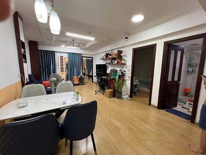 Hình ảnh Chung cư Phan Xích Long, P7, PN: 75m2, nhà mới, 12tr5/th, 2p ngủ