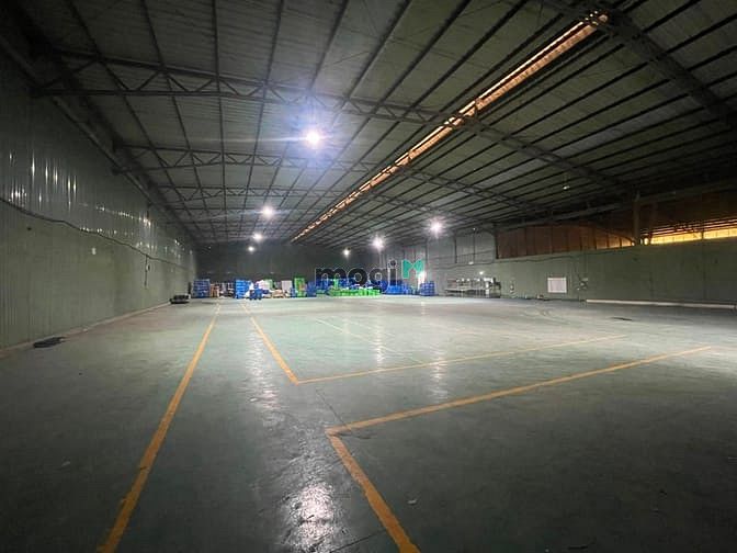 Hình ảnh Cho thuê kho xưởng 1800m2; Linh Trung, Thủ Đức đường xe container vào