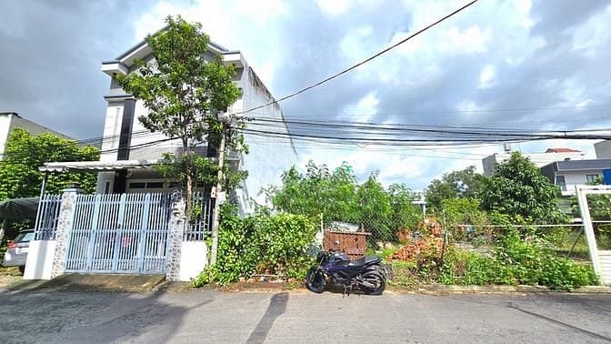 Hình ảnh Bán đất 500m2 đường 197 Hoàng Hữu Nam, Quận 9 - DT : 9.6m x 50m
