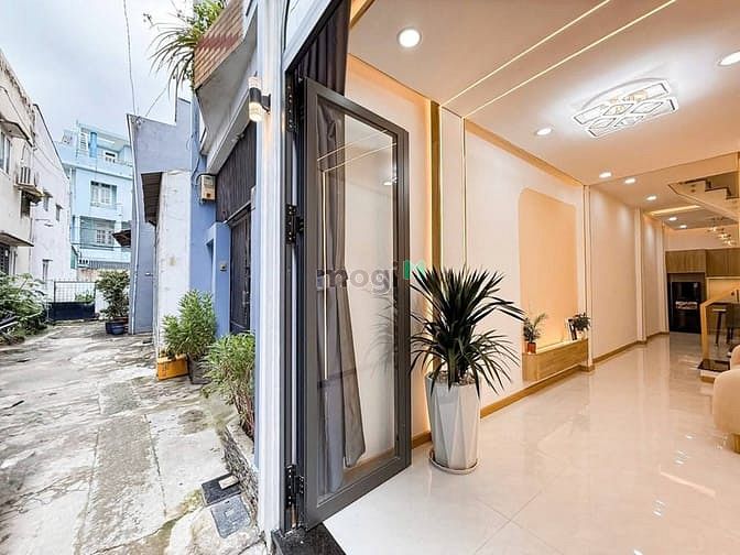 Hình ảnh Siêu phẩm 3 tầng lầu CHỈ 4 TỶ 865 NGAY TRUNG TÂM - NGUYỄN THÁI SƠN - L