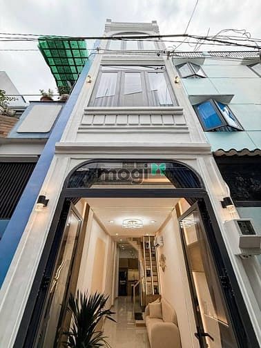 Hình ảnh Siêu phẩm 3 tầng lầu CHỈ 4 TỶ 865 NGAY TRUNG TÂM - NGUYỄN THÁI SƠN - L