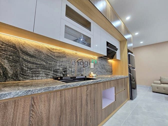 Hình ảnh Bán nhà phố Ngọc Lâm 55m2- 6T- 16 tỷ hơn, ô tô, thang máy, nội thất