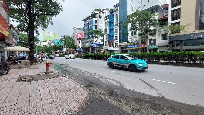 Hình ảnh Bán nhà phố Ngọc Lâm 55m2- 6T- 16 tỷ hơn, ô tô, thang máy, nội thất