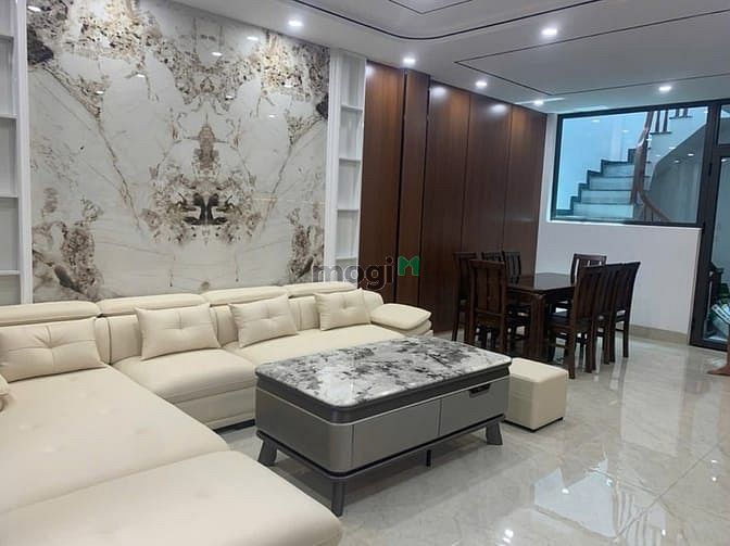 Hình ảnh Nhà phố Ngọc Lâm 35m2- 6T, thang máy, nội thất, gần cầu Chương Dương