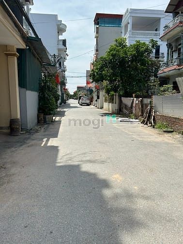 Hình ảnh Cho thuê nhà nguyên căn đầy đủ nội thất