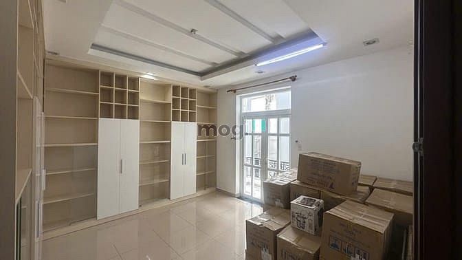 Hình ảnh Biệt Thự Siêu Khủng HXH Cách MT 1 Căn - Cực Rộng Thoáng - 11PN 8WC