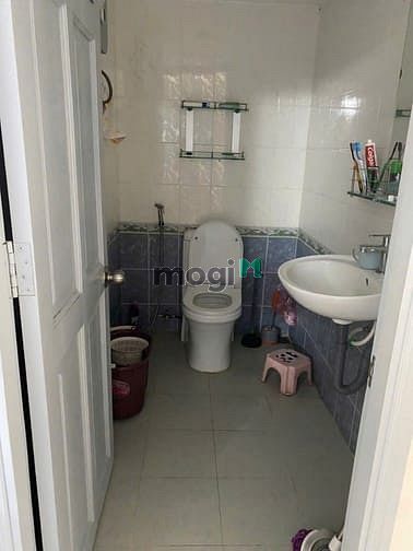 Hình ảnh Chung cư Lê Hồng Phong, Q5: 3p ngủ, máy lạnh, 85m2, 12tr/tháng