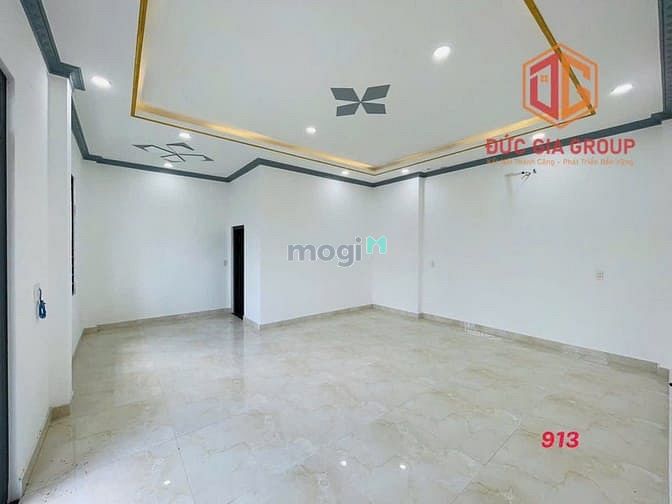 Hình ảnh Cho thuê biệt thự mới đẹp góc 2 mặt tiền khu dân cư Bửu Long