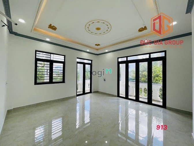 Hình ảnh Cho thuê biệt thự mới đẹp góc 2 mặt tiền khu dân cư Bửu Long
