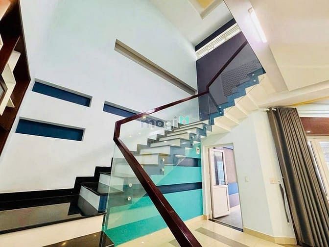 Hình ảnh Cho THUÊ biệt thự Ngang 8m trung tâm Biên Hoà