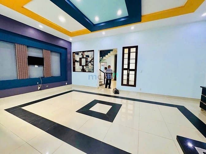 Hình ảnh Cho THUÊ biệt thự Ngang 8m trung tâm Biên Hoà
