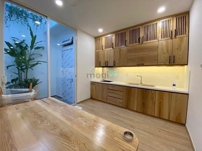 Hình ảnh Siêu phẩm nhà 4 tầng – PHƯỚC LONG A – THANG MÁY –GỖ SỒI  GIẢM MẠNH