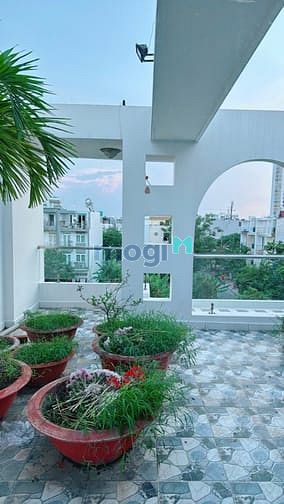 Hình ảnh Cần cho thuê Nhà Nguyên Căn 3 Lầu có FULL nội thất Như Hình ở KDC 13E
