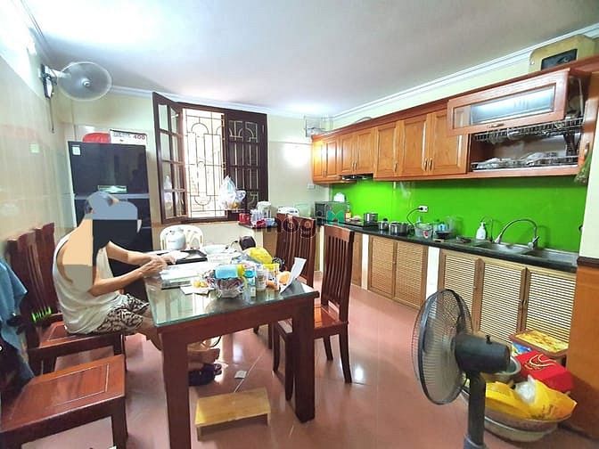 Hình ảnh Bán nhà Hà Đông 1 phút ra Bưu Điện HĐ 10,4 tỷ, 77m2, MT 5m, ô tô đỗ