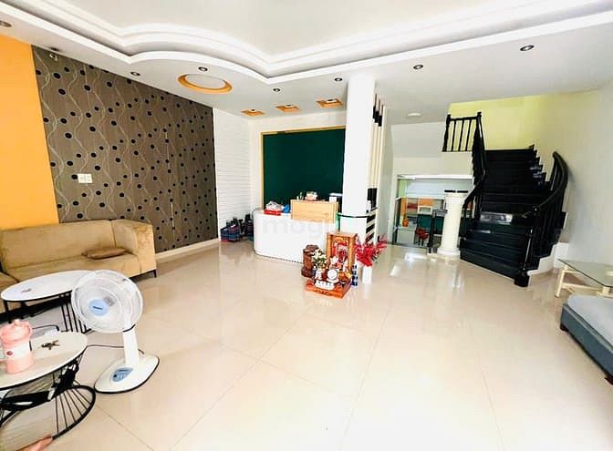 Hình ảnh Cho thuê nhà 436A Đường 3/2, Phường 12, Quận 10.