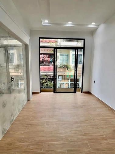 Hình ảnh [Quận 3] Bán Nhà 5 Tầng Thang Máy HXH CMT8  Ngay Chợ Hoà Hưng  8.99 Tỷ