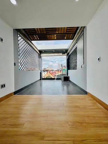 Hình ảnh [Quận 3] Bán Nhà 5 Tầng Thang Máy HXH CMT8  Ngay Chợ Hoà Hưng  8.99 Tỷ