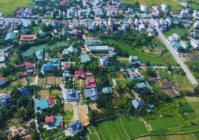 Hình ảnh Cần tiền gấp nên đành bán mảnh đất tâm huyết...