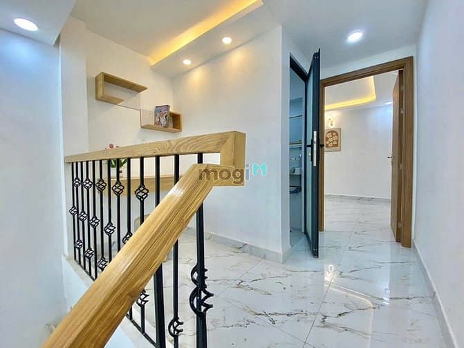 Hình ảnh Nhà bán chính chủ full thổ cư - 30m2 Kết cấu BTCT 2 pn 2wc đường 5m