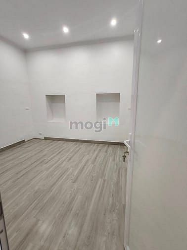 Hình ảnh 🌟Tập Thể Mặt Phố Hàng Đậu_Hoàn Kiếm_T2+3+4 80m2 2pn 2w chỉ 3,55 tỷ🌟