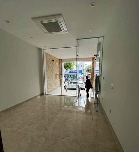 Hình ảnh 17 tỷ! Bán mặt tiền Bạch Đằng, P2, Tân Bình - 4x18.6m - Hầm 6 Tầng TM