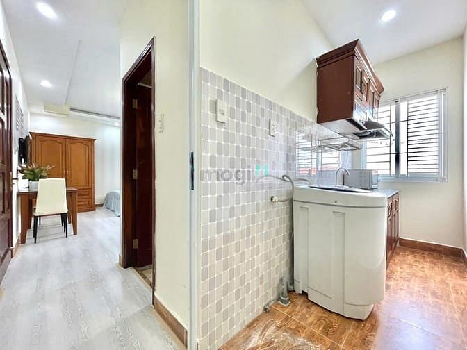 Hình ảnh CĂN HỘ 1PN TÁCH BẾP ngay UEF sát Q1 gần cầu Thị Nghè 35M2